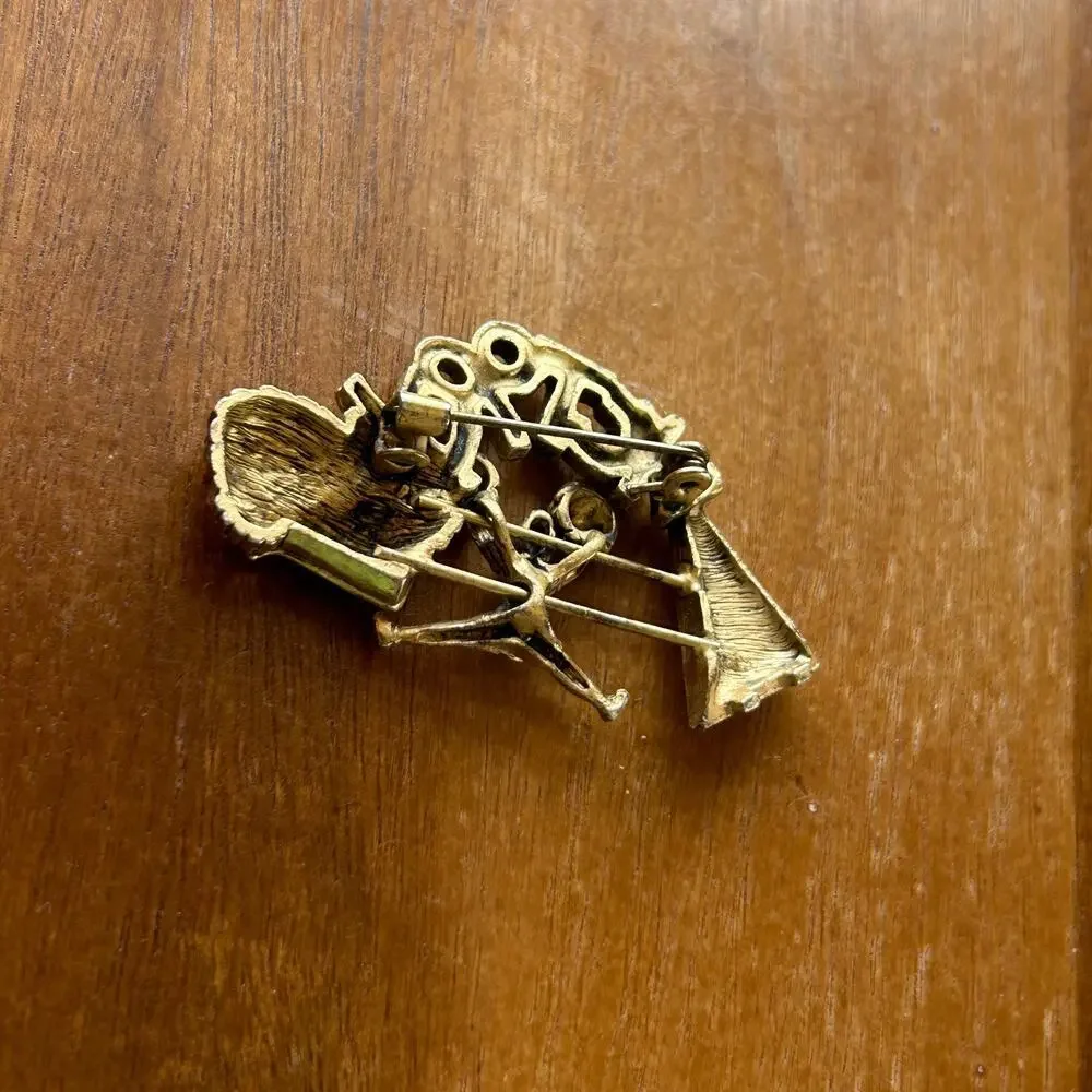 Vintage Moving Cheerleader Brooch, Gold Tone 